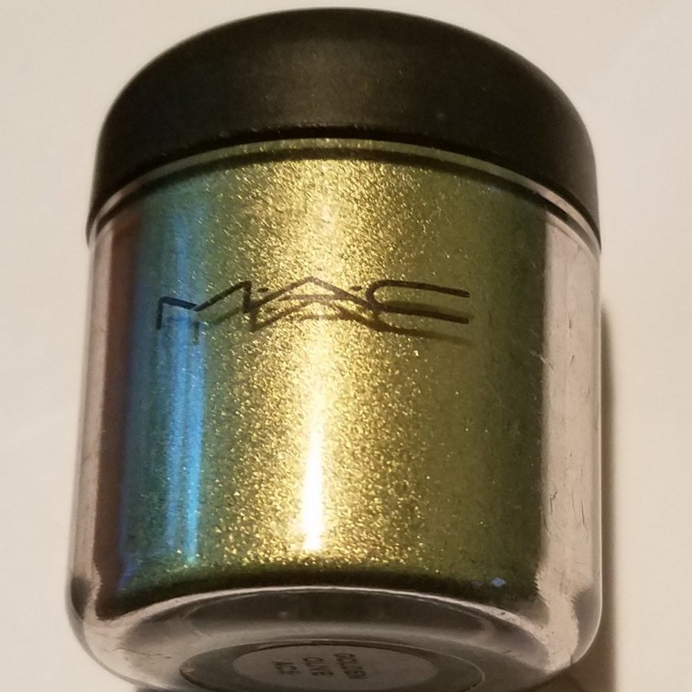 MAC Cosmetics Shadow Pigment, Golden Olive, RARE